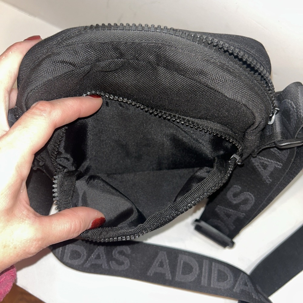 Adidas AMLIFIER FESTIVAL BAG CROSSBODY BLACK UNISEX Zippered Pouch Mesh Adjusts - Picture 7 of 7
